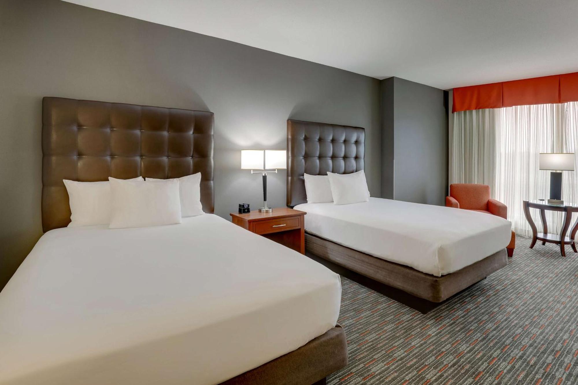 Drury Inn & Suites Charlotte Arrowood Exteriér fotografie