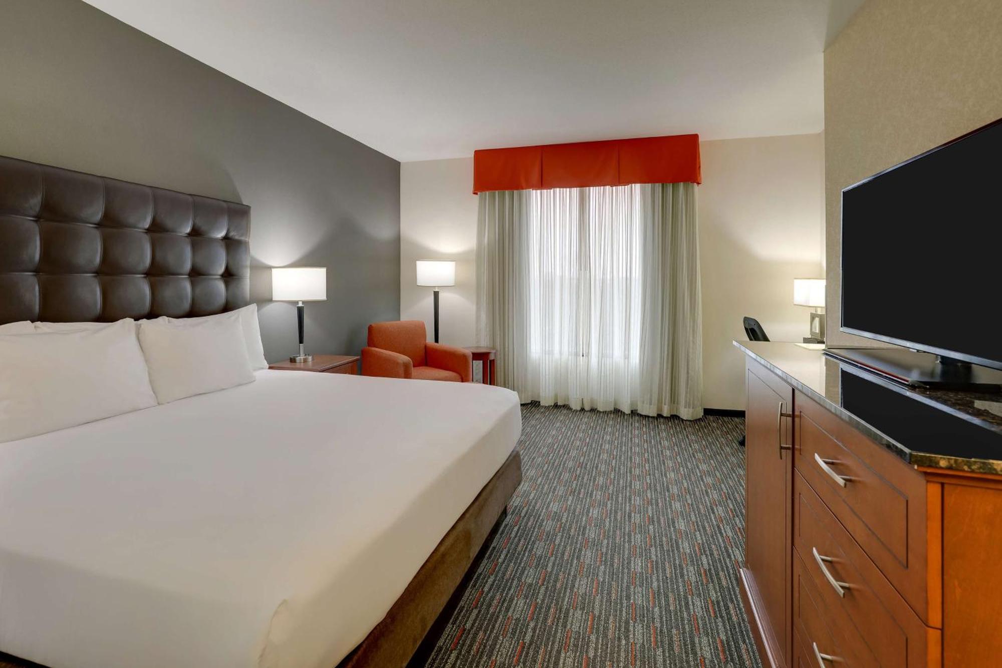 Drury Inn & Suites Charlotte Arrowood Exteriér fotografie
