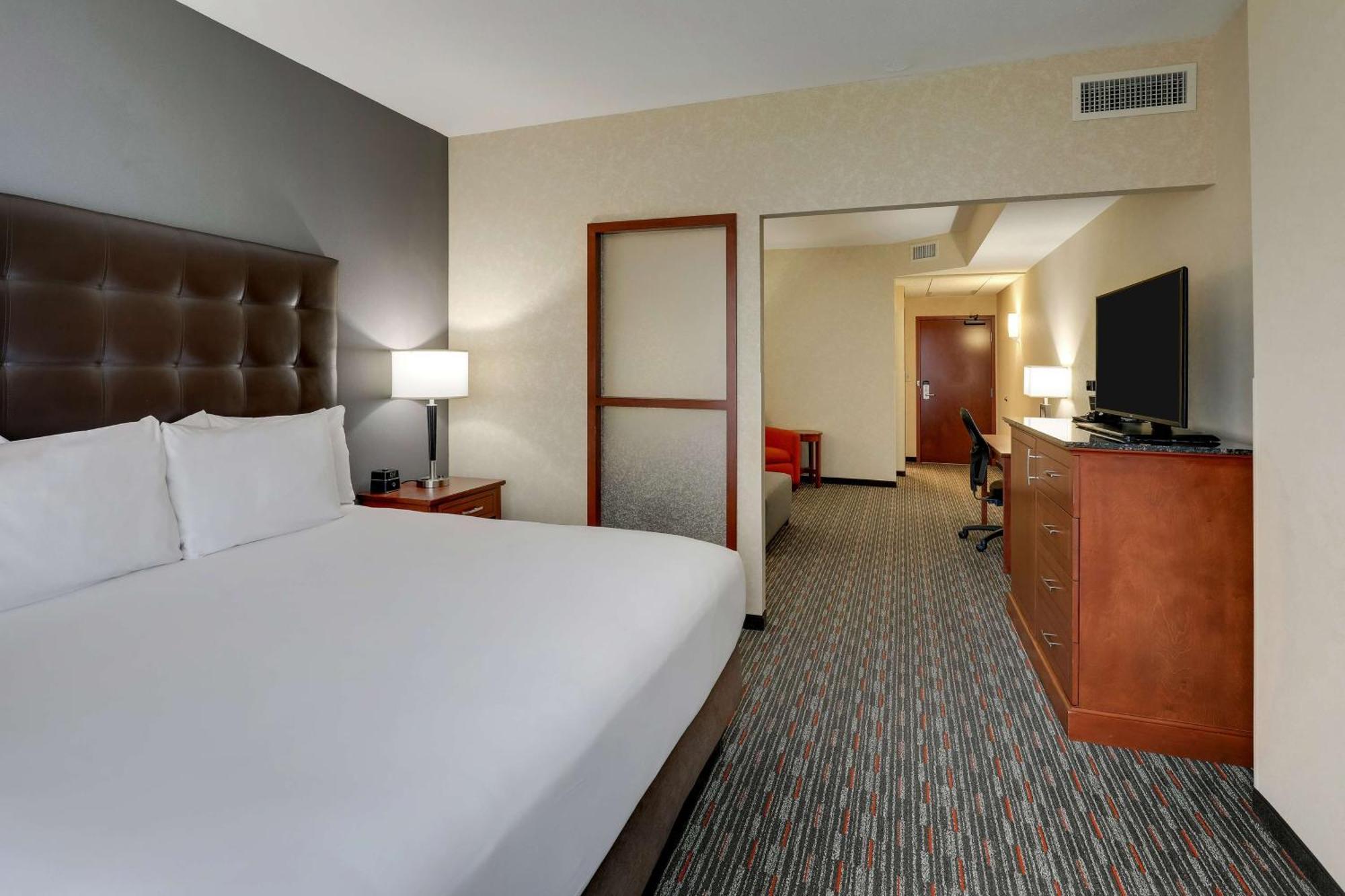 Drury Inn & Suites Charlotte Arrowood Exteriér fotografie