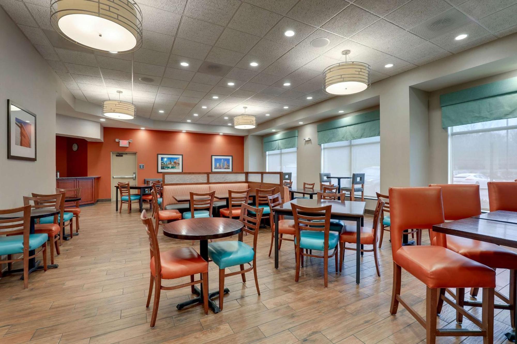 Drury Inn & Suites Charlotte Arrowood Exteriér fotografie