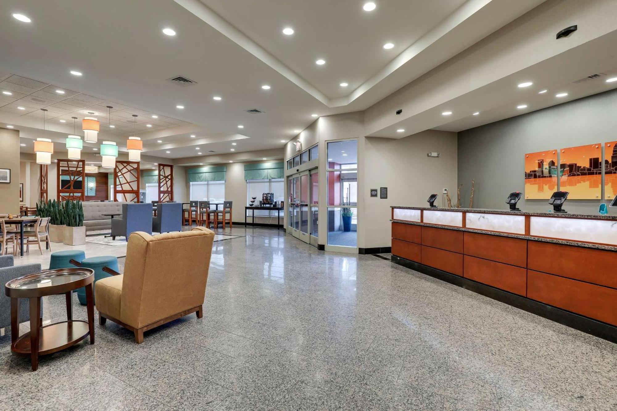 Drury Inn & Suites Charlotte Arrowood Exteriér fotografie